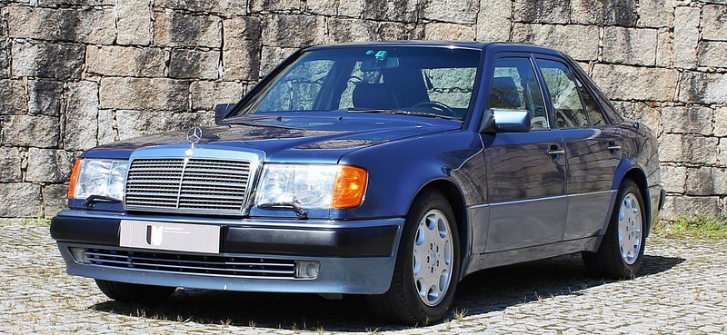 Mercedes-Benz W124 500E